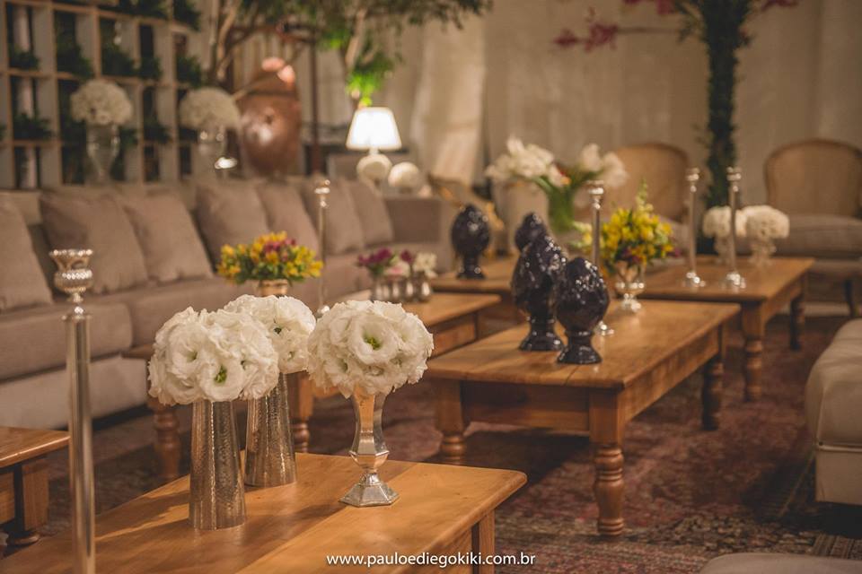 19884472_1954845978073656_1583841004542443798_n