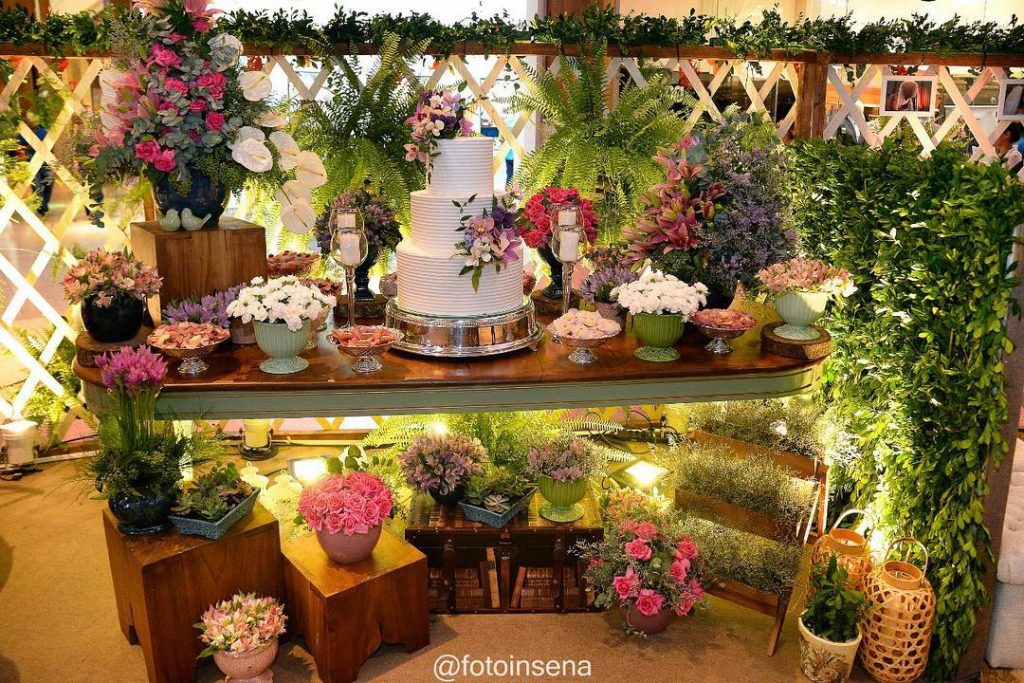 30084615_193559151429426_3675042608532422656_n