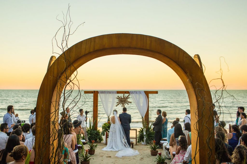 casamento-em-corumbau-bahia-casamento-na-praia-3-dias-de-festa-noiva-no-making-of-vestido-e-bouquet-lindos-familia-mineira-e-baiana-38
